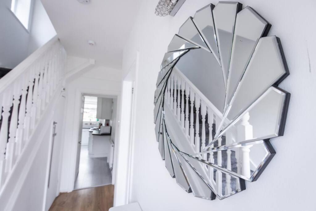 Windsor House 3 Bedrooms Sleeps 8 Manchester Buitenkant foto